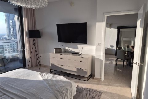 Condo in Miami, Florida, 1 bedroom  № 2028124 - photo 6