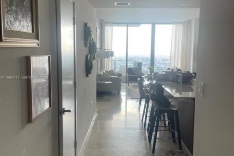 Condo in Miami, Florida, 1 bedroom  № 2028124