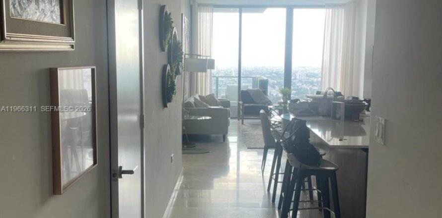 Condo in Miami, Florida, 1 bedroom  № 2028124