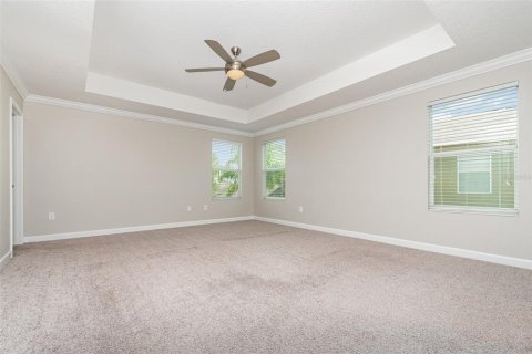House in Winter Garden, Florida 5 bedrooms, 299.15 sq.m. № 1844721 - photo 21