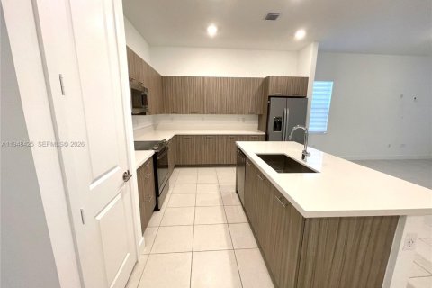 Villa ou maison à vendre à Miramar, Floride: 3 chambres, 190.17 m2 № 2062668 - photo 30