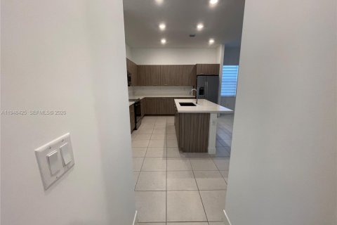 Villa ou maison à vendre à Miramar, Floride: 3 chambres, 190.17 m2 № 2062668 - photo 21