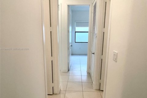 Villa ou maison à vendre à Miramar, Floride: 3 chambres, 190.17 m2 № 2062668 - photo 23