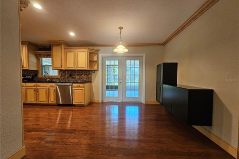 Casa en alquiler en Brandon, Florida, 4 dormitorios, 231.42 m2 № 1853709 - foto 7