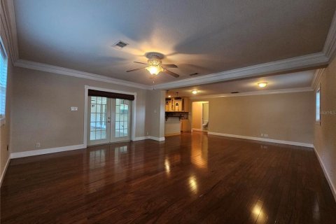 Casa en alquiler en Brandon, Florida, 4 dormitorios, 231.42 m2 № 1853709 - foto 16