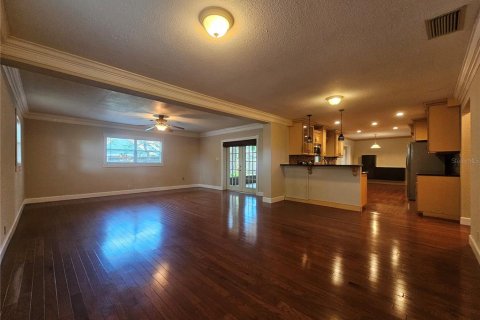 Casa en alquiler en Brandon, Florida, 4 dormitorios, 231.42 m2 № 1853709 - foto 15