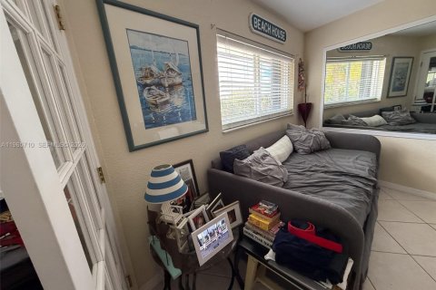 Снять в аренду кондоминиум в Лодердейл-бай-те-Си, Флорида 1 спальня, 56.67м2, № 2027363 - фото 6