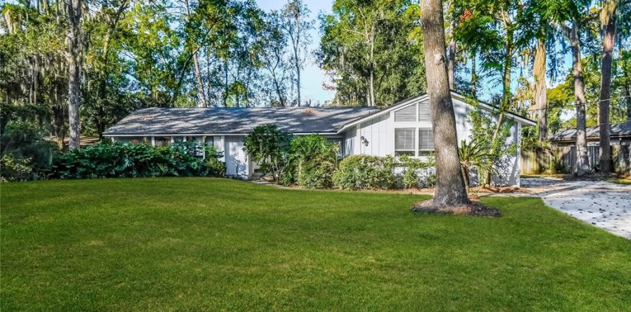 House in Jacksonville, Florida 3 bedrooms, 178.93 sq.m. № 1765617