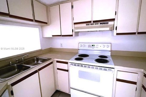 Copropriété à vendre à Fort Lauderdale, Floride: 2 chambres, 95.88 m2 № 1936981 - photo 20