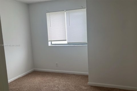Copropriété à vendre à Fort Lauderdale, Floride: 2 chambres, 95.88 m2 № 1936981 - photo 8