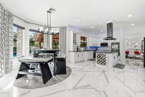 Купить виллу или дом в Лейк-Уорт, Флорида 5 комнат, 394.46м2, № 2085855 - фото 15