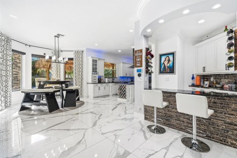 Купить виллу или дом в Лейк-Уорт, Флорида 5 комнат, 394.46м2, № 2085855 - фото 14