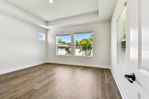 Casa en venta en Saint Petersburg, Florida, 3 dormitorios, 194.72 m2 № 1772808 - foto 15
