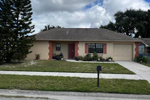 Casa en Holiday, Florida 2 dormitorios, 94.02 m2 № 2379172