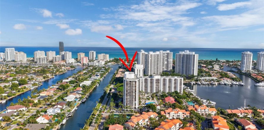 Condominio en Aventura, Florida, 3 dormitorios № 2029103