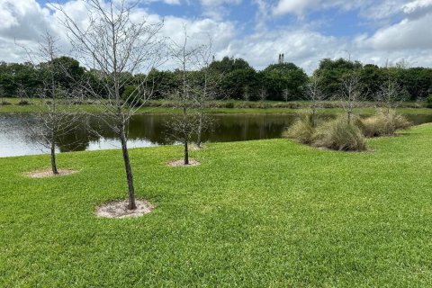 Villa ou maison à vendre à Pompano Beach, Floride: 3 chambres, 164.72 m2 № 1077781 - photo 1