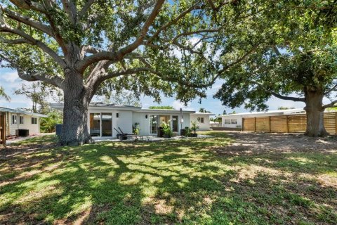 Villa ou maison à vendre à Sarasota, Floride: 3 chambres, 154.22 m2 № 1888510 - photo 23