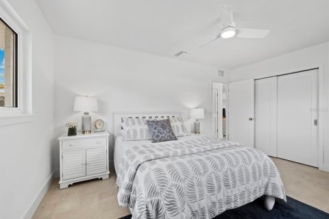 Villa ou maison à vendre à Sarasota, Floride: 3 chambres, 154.22 m2 № 1888510 - photo 16