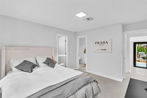 Купить виллу или дом в Халландейл-Бич, Флорида 3 спальни, 231.51м2, № 1990844 - фото 30