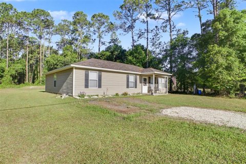 Casa en Bunnell, Florida 3 dormitorios, 113.15 m2 № 2213716