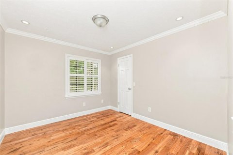 House in Brandon, Florida 4 bedrooms, 235.51 sq.m. № 2330335 - photo 11