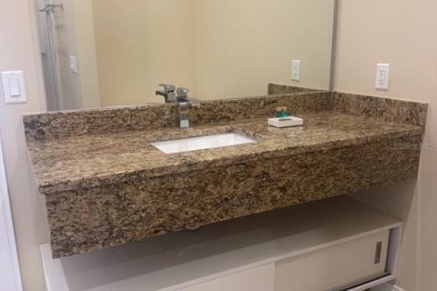 Touwnhouse à vendre à Kissimmee, Floride: 3 chambres, 210.7 m2 № 1871068 - photo 30