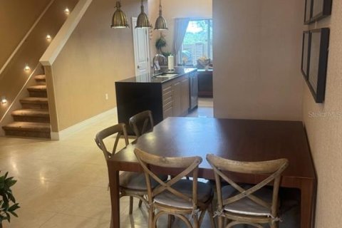 Touwnhouse à vendre à Kissimmee, Floride: 3 chambres, 210.7 m2 № 1871068 - photo 5