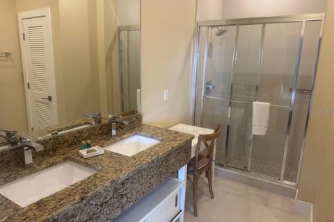 Touwnhouse à vendre à Kissimmee, Floride: 3 chambres, 210.7 m2 № 1871068 - photo 25