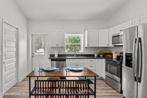 Villa ou maison à vendre à Palatka, Floride: 3 chambres, 95.13 m2 № 768598 - photo 1