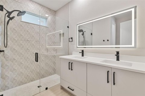 Villa ou maison à vendre à Port Charlotte, Floride: 4 chambres, 158.31 m2 № 2149365 - photo 12