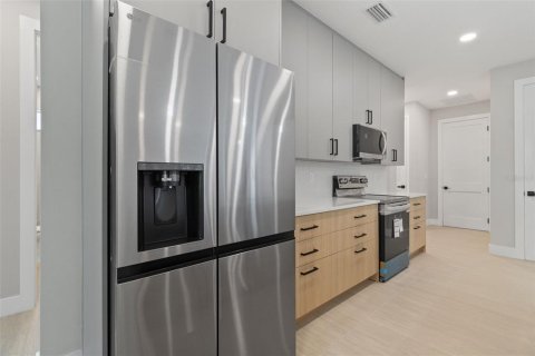 Villa ou maison à vendre à Port Charlotte, Floride: 4 chambres, 158.31 m2 № 2149365 - photo 27