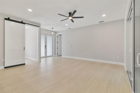 Villa ou maison à vendre à Port Charlotte, Floride: 4 chambres, 158.31 m2 № 2149365 - photo 16