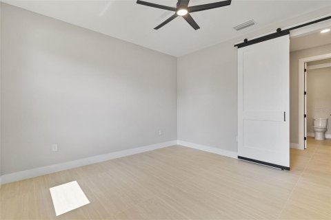 Villa ou maison à vendre à Port Charlotte, Floride: 4 chambres, 158.31 m2 № 2149365 - photo 7