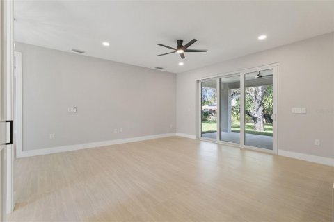 Villa ou maison à vendre à Port Charlotte, Floride: 4 chambres, 158.31 m2 № 2149365 - photo 17