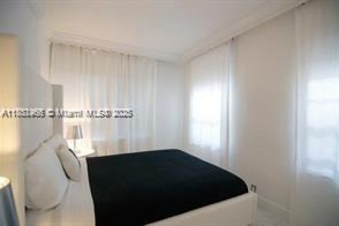 Condominio en venta en Miami Beach, Florida, 42.36 m2 № 1865170 - foto 3