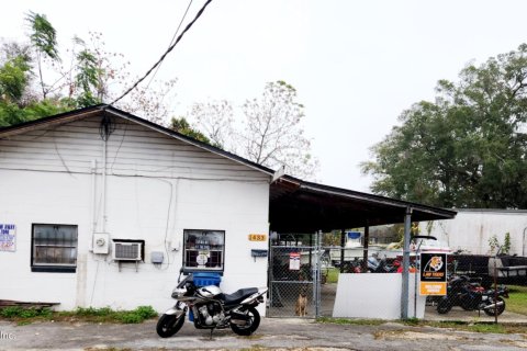 Commercial property in Jacksonville, Florida 160.54 sq.m. № 891552 - photo 1