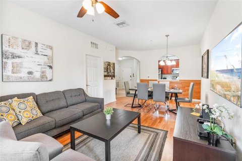 Condominio en venta en Orlando, Florida, 3 dormitorios, 131.18 m2 № 2239320 - foto 18