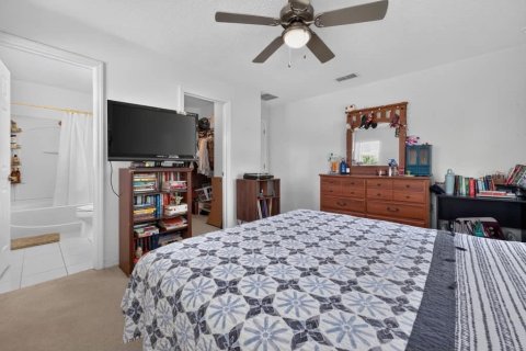 Villa ou maison à vendre à Davenport, Floride: 5 chambres, 238.85 m2 № 2406809 - photo 18