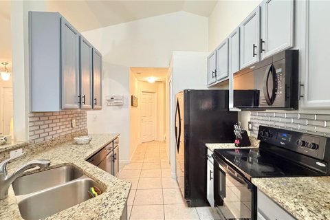 Casa en venta en Kissimmee, Florida, 4 dormitorios, 143.63 m2 № 2108960 - foto 8