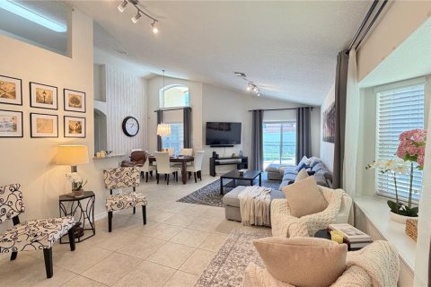 Casa en venta en Kissimmee, Florida, 4 dormitorios, 143.63 m2 № 2108960 - foto 4
