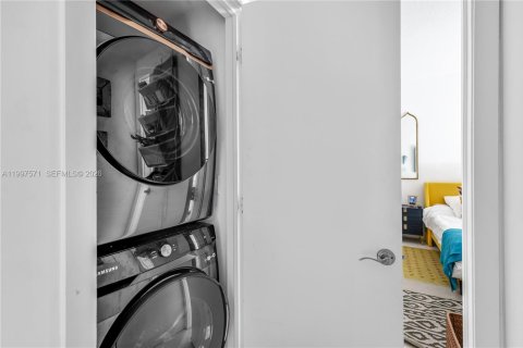 Купить кондоминиум в Майами-Бич, Флорида 3 спальни, 131.92м2, № 2059327 - фото 20