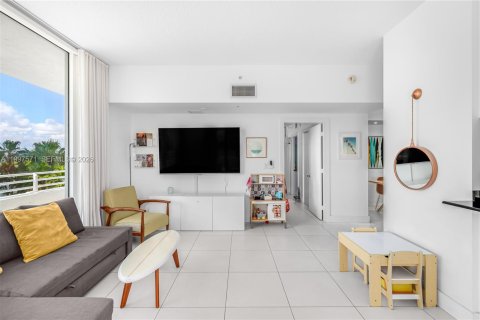 Купить кондоминиум в Майами-Бич, Флорида 3 спальни, 131.92м2, № 2059327 - фото 7