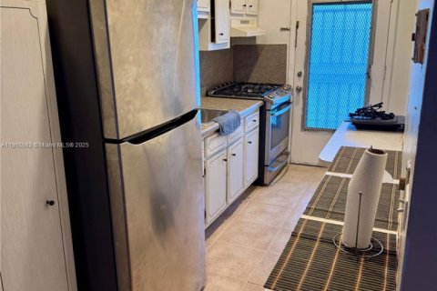 Condominio en venta en Miami Gardens, Florida, 1 dormitorio, 66.05 m2 № 1979211 - foto 5