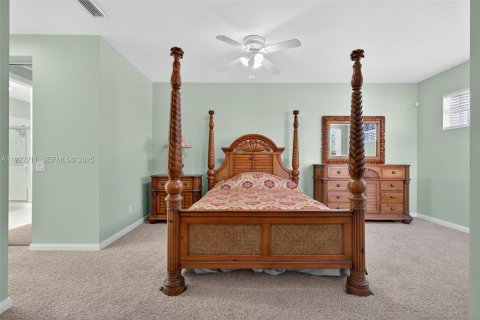 House in Jupiter, Florida 5 bedrooms, 302.68 sq.m. № 1994047 - photo 18