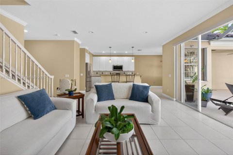 House in Jupiter, Florida 5 bedrooms, 302.68 sq.m. № 1994047 - photo 11