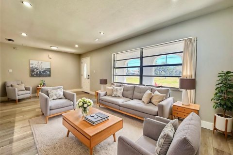 Casa en venta en Kissimmee, Florida, 3 dormitorios, 146.79 m2 № 1636860 - foto 5
