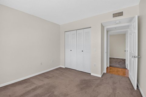 Condo in Boynton Beach, Florida, 3 bedrooms  № 2384934 - photo 28