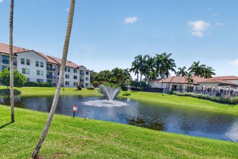Condo in Boynton Beach, Florida, 3 bedrooms  № 2384934