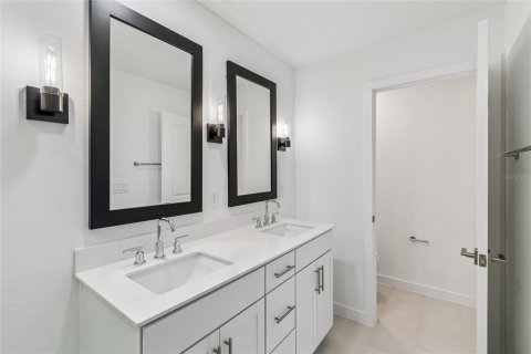 Townhouse in Davenport, Florida 3 bedrooms, 159.05 sq.m. № 2096385 - photo 25