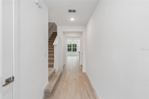 Townhouse in Davenport, Florida 3 bedrooms, 159.05 sq.m. № 2096385 - photo 10